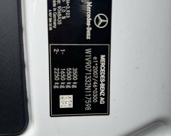 Белый Мерседес Sprinter, объемом двигателя 2.1 л и пробегом 246 тыс. км за 28850 $, фото 27 на Automoto.ua