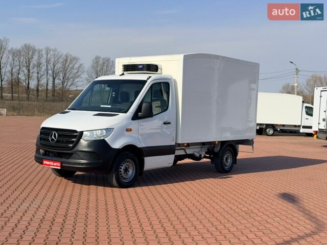 Белый Мерседес Sprinter, объемом двигателя 1.9 л и пробегом 163 тыс. км за 28300 $, фото 3 на Automoto.ua