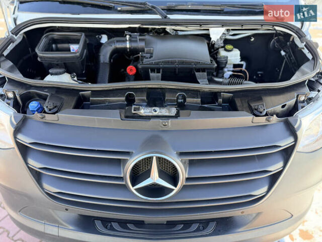 Белый Мерседес Sprinter, объемом двигателя 2.1 л и пробегом 269 тыс. км за 25500 $, фото 35 на Automoto.ua