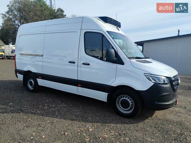 Белый Мерседес Sprinter, объемом двигателя 2.1 л и пробегом 280 тыс. км за 25900 $, фото 5 на Automoto.ua