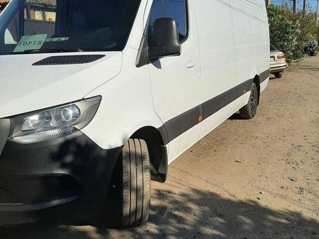 Білий Мерседес Sprinter, об'ємом двигуна 2.14 л та пробігом 130 тис. км за 43000 $, фото 1 на Automoto.ua