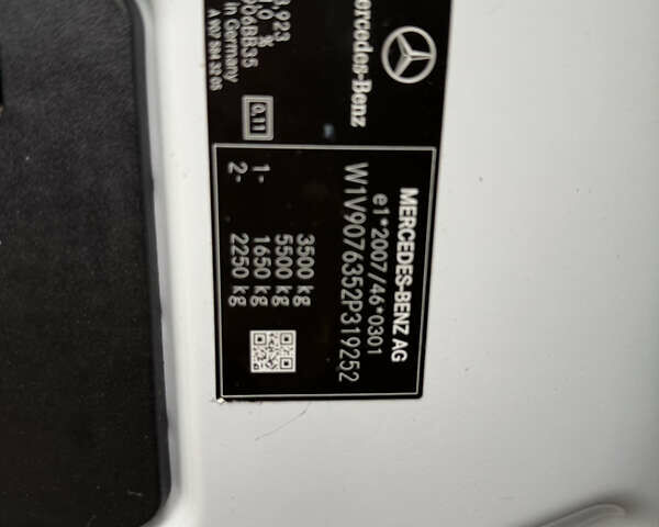 Белый Мерседес Sprinter, объемом двигателя 2 л и пробегом 342 тыс. км за 28850 $, фото 36 на Automoto.ua