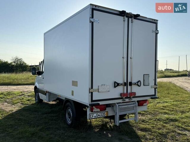 Белый Мерседес Sprinter, объемом двигателя 2.2 л и пробегом 209 тыс. км за 30650 $, фото 8 на Automoto.ua