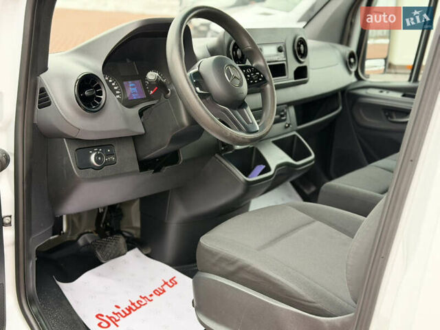 Белый Мерседес Sprinter, объемом двигателя 2 л и пробегом 239 тыс. км за 26500 $, фото 20 на Automoto.ua