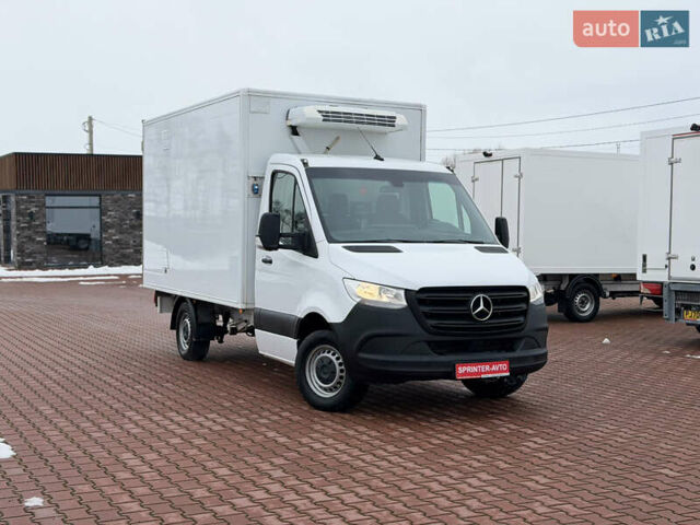 Белый Мерседес Sprinter, объемом двигателя 2.1 л и пробегом 246 тыс. км за 28850 $, фото 1 на Automoto.ua
