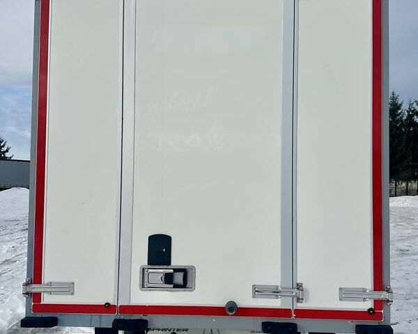 Белый Мерседес Sprinter, объемом двигателя 2.2 л и пробегом 111 тыс. км за 32950 $, фото 17 на Automoto.ua