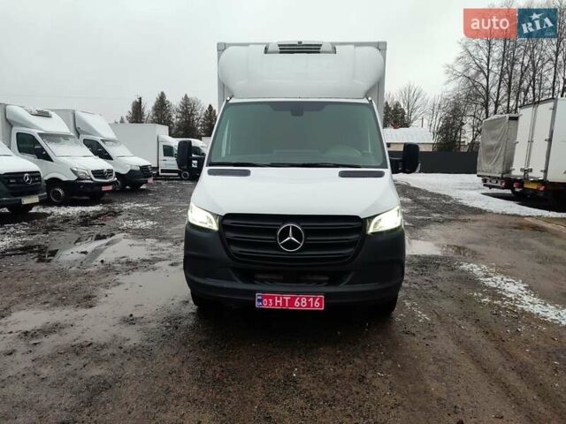 Білий Мерседес Sprinter, об'ємом двигуна 2.1 л та пробігом 300 тис. км за 29300 $, фото 3 на Automoto.ua