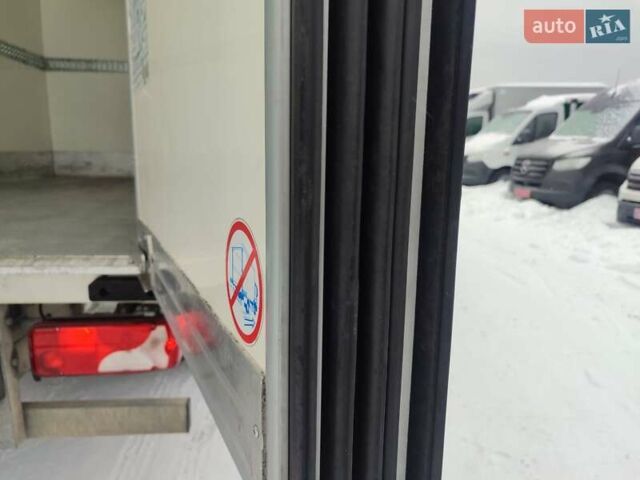 Білий Мерседес Sprinter, об'ємом двигуна 2.1 л та пробігом 208 тис. км за 31200 $, фото 13 на Automoto.ua