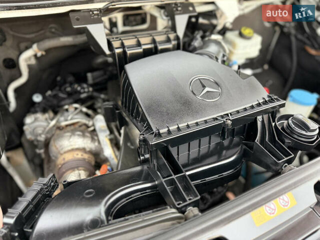 Белый Мерседес Sprinter, объемом двигателя 2 л и пробегом 342 тыс. км за 28850 $, фото 19 на Automoto.ua