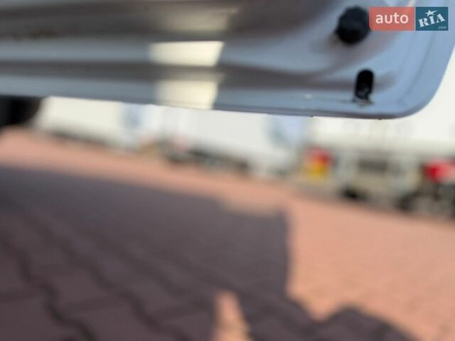 Білий Мерседес Sprinter, об'ємом двигуна 1.9 л та пробігом 159 тис. км за 28300 $, фото 21 на Automoto.ua