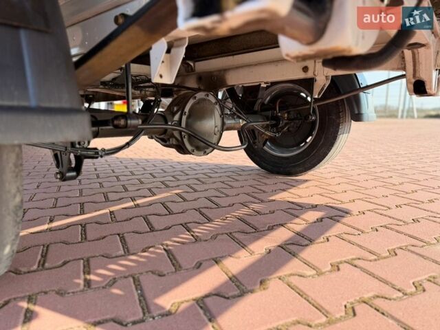 Белый Мерседес Sprinter, объемом двигателя 2.1 л и пробегом 380 тыс. км за 28300 $, фото 19 на Automoto.ua