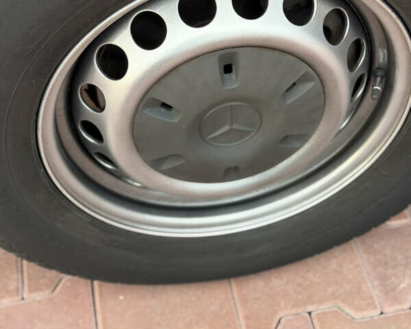 Белый Мерседес Sprinter, объемом двигателя 2 л и пробегом 342 тыс. км за 28850 $, фото 24 на Automoto.ua