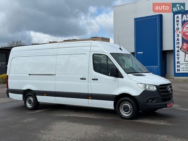 Белый Мерседес Sprinter, объемом двигателя 2 л и пробегом 351 тыс. км за 23800 $, фото 7 на Automoto.ua