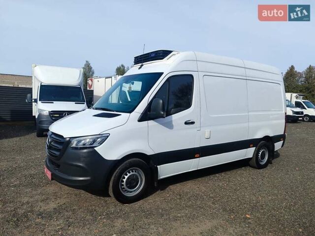 Белый Мерседес Sprinter, объемом двигателя 2.1 л и пробегом 280 тыс. км за 25900 $, фото 7 на Automoto.ua