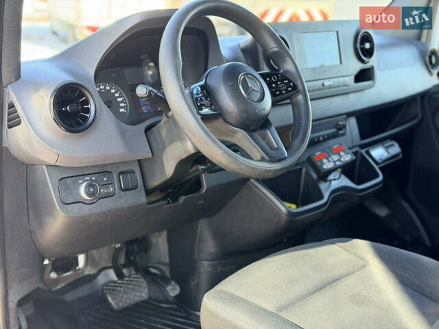 Белый Мерседес Sprinter, объемом двигателя 2.1 л и пробегом 269 тыс. км за 25500 $, фото 27 на Automoto.ua