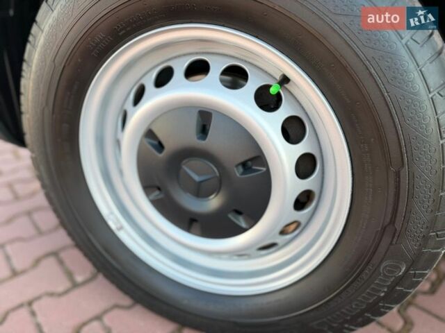 Белый Мерседес Sprinter, объемом двигателя 2.1 л и пробегом 380 тыс. км за 28300 $, фото 16 на Automoto.ua