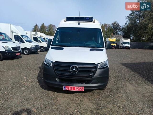 Белый Мерседес Sprinter, объемом двигателя 2.1 л и пробегом 280 тыс. км за 25900 $, фото 9 на Automoto.ua