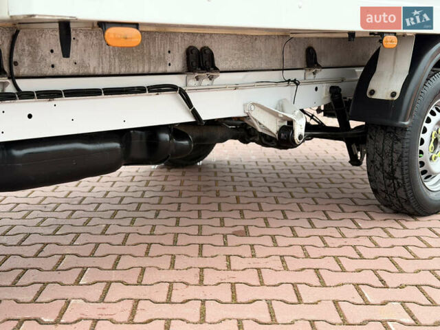 Белый Мерседес Sprinter, объемом двигателя 2 л и пробегом 239 тыс. км за 26500 $, фото 12 на Automoto.ua