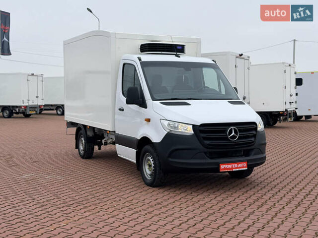 Белый Мерседес Sprinter, объемом двигателя 2 л и пробегом 239 тыс. км за 26500 $, фото 1 на Automoto.ua