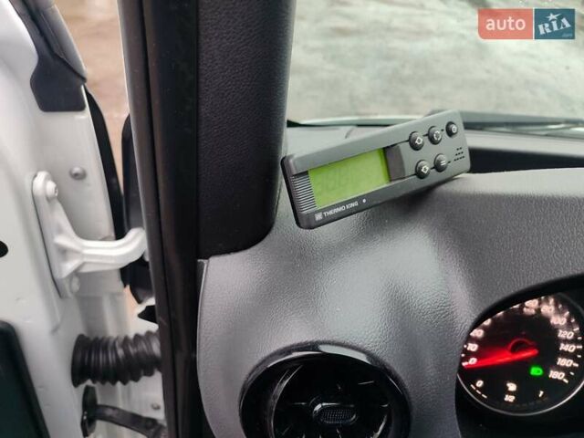 Білий Мерседес Sprinter, об'ємом двигуна 2.1 л та пробігом 300 тис. км за 29300 $, фото 19 на Automoto.ua