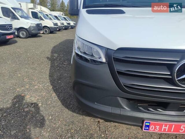 Белый Мерседес Sprinter, объемом двигателя 2.1 л и пробегом 280 тыс. км за 25900 $, фото 4 на Automoto.ua