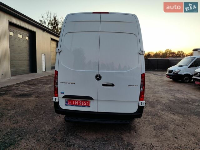 Белый Мерседес Sprinter, объемом двигателя 2 л и пробегом 270 тыс. км за 24900 $, фото 5 на Automoto.ua