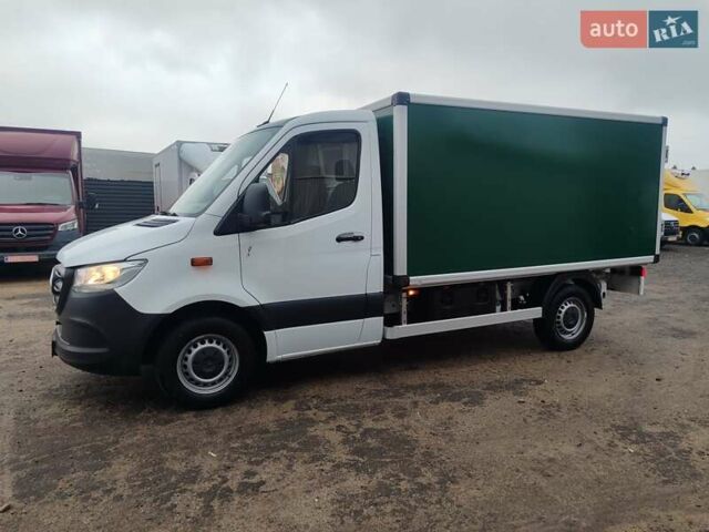 Белый Мерседес Sprinter, объемом двигателя 2 л и пробегом 265 тыс. км за 26900 $, фото 2 на Automoto.ua