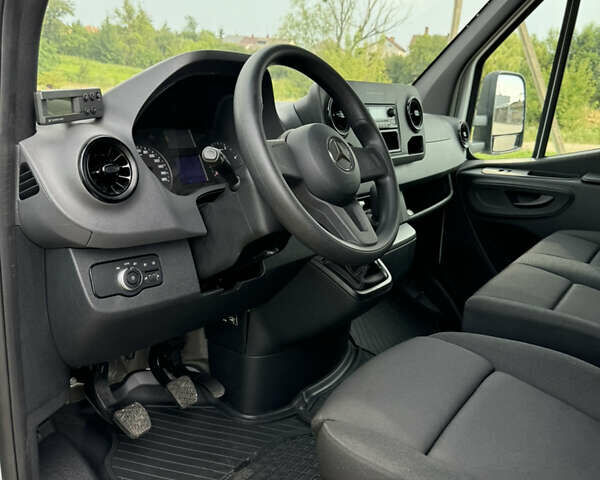 Белый Мерседес Sprinter, объемом двигателя 3 л и пробегом 1 тыс. км за 78000 $, фото 12 на Automoto.ua