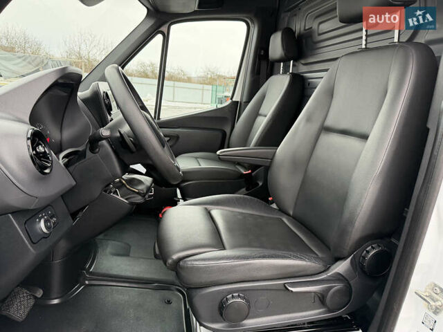 Білий Мерседес Sprinter, об'ємом двигуна 0 л та пробігом 198 тис. км за 39999 $, фото 55 на Automoto.ua