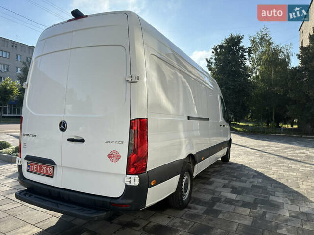 Белый Мерседес Sprinter, объемом двигателя 2 л и пробегом 278 тыс. км за 28800 $, фото 10 на Automoto.ua