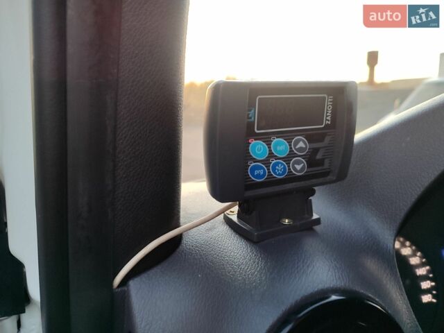 Белый Мерседес Sprinter, объемом двигателя 2 л и пробегом 270 тыс. км за 24900 $, фото 11 на Automoto.ua