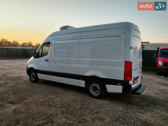 Белый Мерседес Sprinter, объемом двигателя 2 л и пробегом 270 тыс. км за 24900 $, фото 6 на Automoto.ua