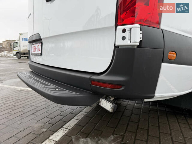 Білий Мерседес Sprinter, об'ємом двигуна 0 л та пробігом 198 тис. км за 39999 $, фото 19 на Automoto.ua