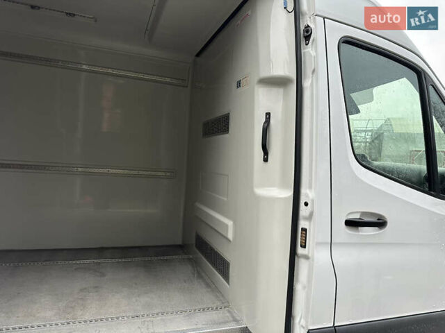 Білий Мерседес Sprinter, об'ємом двигуна 2 л та пробігом 278 тис. км за 27700 $, фото 12 на Automoto.ua
