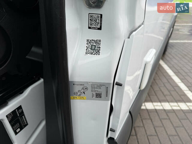 Білий Мерседес Sprinter, об'ємом двигуна 0 л та пробігом 198 тис. км за 39999 $, фото 54 на Automoto.ua