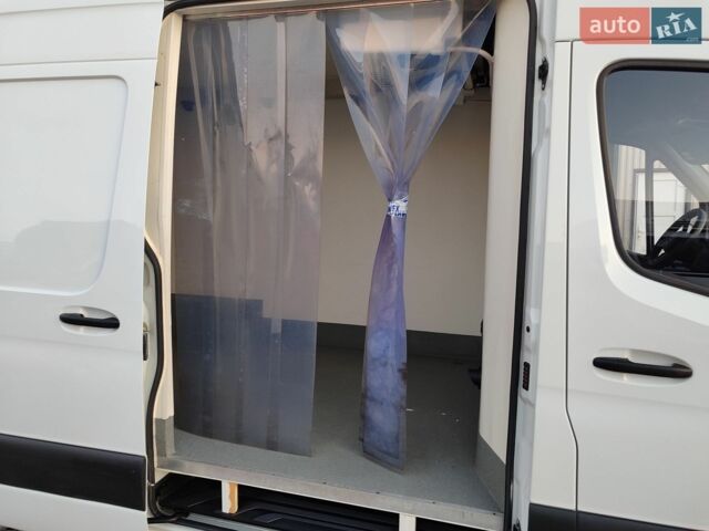 Белый Мерседес Sprinter, объемом двигателя 2 л и пробегом 270 тыс. км за 24900 $, фото 25 на Automoto.ua