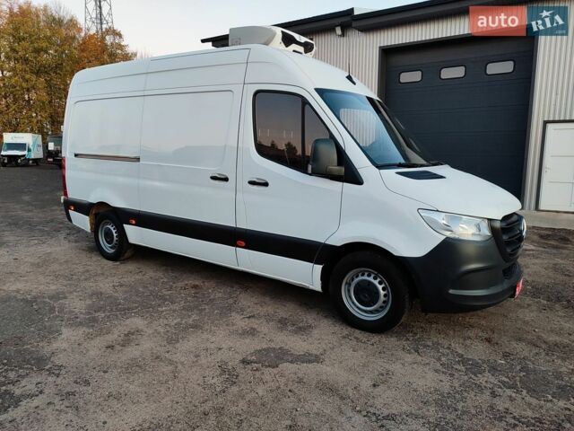 Белый Мерседес Sprinter, объемом двигателя 2 л и пробегом 270 тыс. км за 24900 $, фото 1 на Automoto.ua