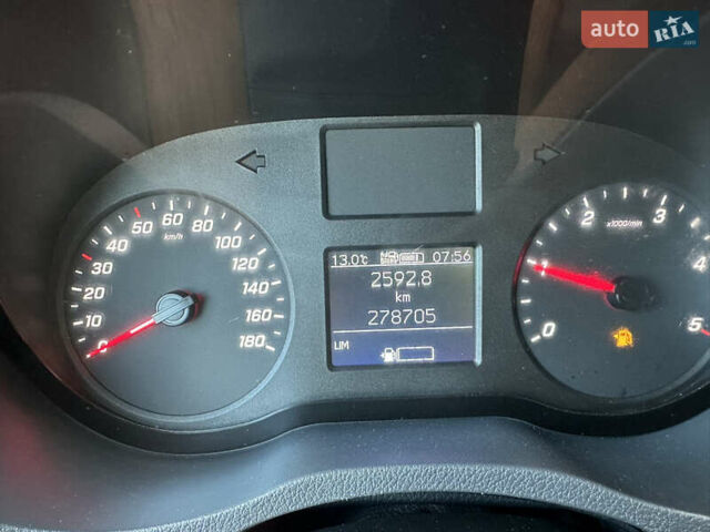 Белый Мерседес Sprinter, объемом двигателя 2 л и пробегом 278 тыс. км за 28800 $, фото 20 на Automoto.ua
