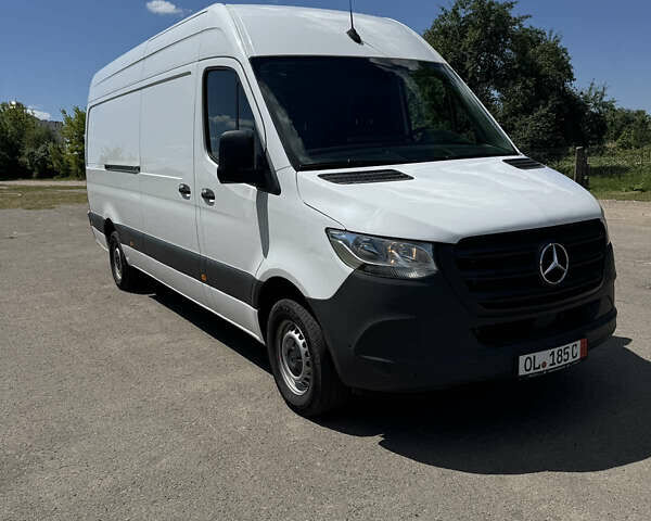 Білий Мерседес Sprinter, об'ємом двигуна 0 л та пробігом 135 тис. км за 39851 $, фото 16 на Automoto.ua