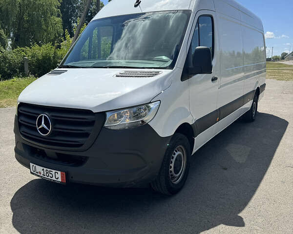 Білий Мерседес Sprinter, об'ємом двигуна 0 л та пробігом 135 тис. км за 39851 $, фото 28 на Automoto.ua