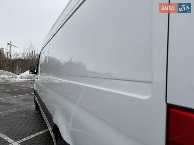 Білий Мерседес Sprinter, об'ємом двигуна 0 л та пробігом 198 тис. км за 39999 $, фото 21 на Automoto.ua