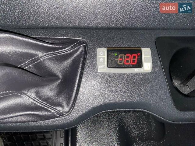 Білий Мерседес Sprinter, об'ємом двигуна 2 л та пробігом 290 тис. км за 27300 $, фото 22 на Automoto.ua