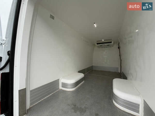Білий Мерседес Sprinter, об'ємом двигуна 0 л та пробігом 198 тис. км за 39999 $, фото 45 на Automoto.ua