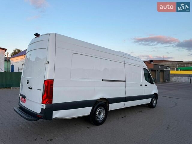 Білий Мерседес Sprinter, об'ємом двигуна 2 л та пробігом 340 тис. км за 21900 $, фото 4 на Automoto.ua