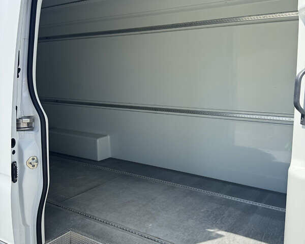 Мерседес Sprinter 2022 в Березно на Automoto.ua Белый Мерседес Sprinter, объемом двигателя 0 л и пробегом 135 тыс. км за 35011 $, фото 23 на Automoto.ua