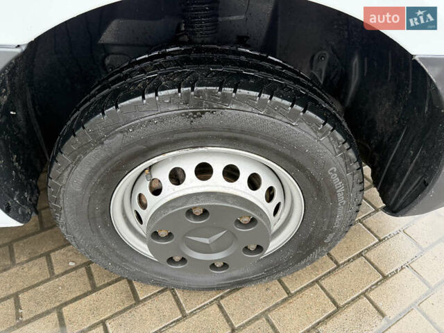 Білий Мерседес Sprinter, об'ємом двигуна 0 л та пробігом 198 тис. км за 39999 $, фото 30 на Automoto.ua