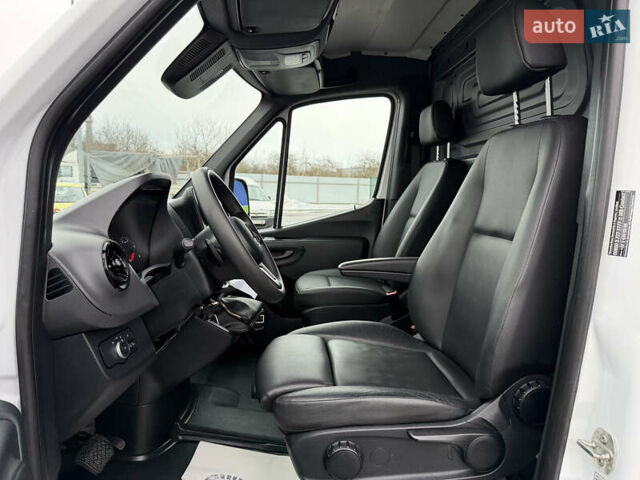 Білий Мерседес Sprinter, об'ємом двигуна 0 л та пробігом 198 тис. км за 39999 $, фото 52 на Automoto.ua