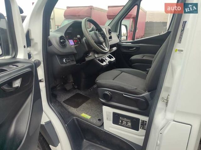 Белый Мерседес Sprinter, объемом двигателя 2 л и пробегом 265 тыс. км за 26900 $, фото 28 на Automoto.ua