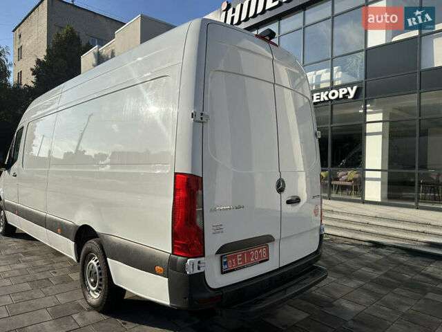 Белый Мерседес Sprinter, объемом двигателя 2 л и пробегом 278 тыс. км за 28800 $, фото 8 на Automoto.ua