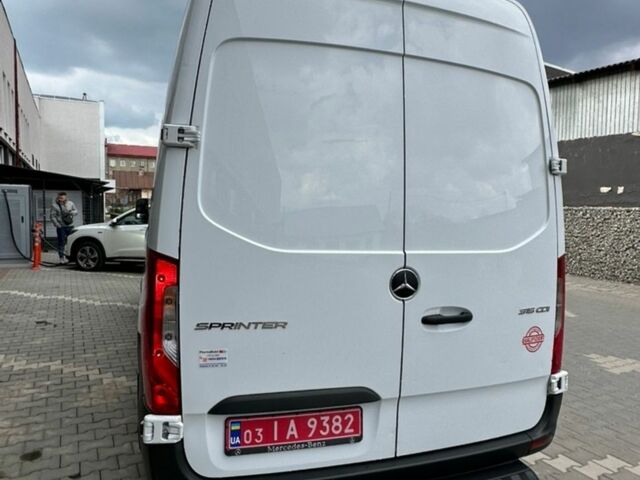 Белый Мерседес Sprinter, объемом двигателя 2 л и пробегом 280 тыс. км за 29999 $, фото 6 на Automoto.ua